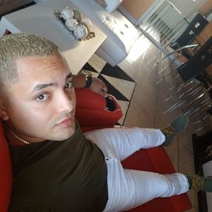 Meet your Posher, Ernesto